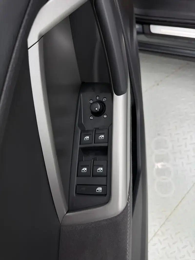 Audi Q3 2022 35 TFSI Fashion Dynamic Edition — миниатюра 18