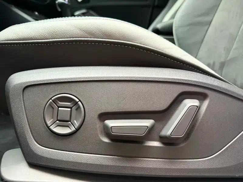 Audi Q3 2022 35 TFSI Fashion Dynamic Edition — миниатюра 22