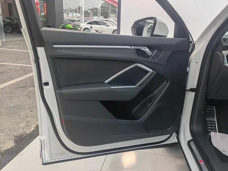 Audi Q3 2024 40 TFSI Fashion Dynamic — миниатюра 10