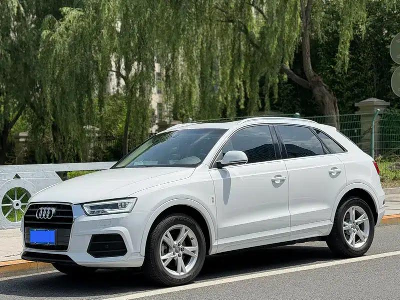Audi Q3 2018 30th Anniversary Edition 30 TFSI Fashion Model — миниатюра 1