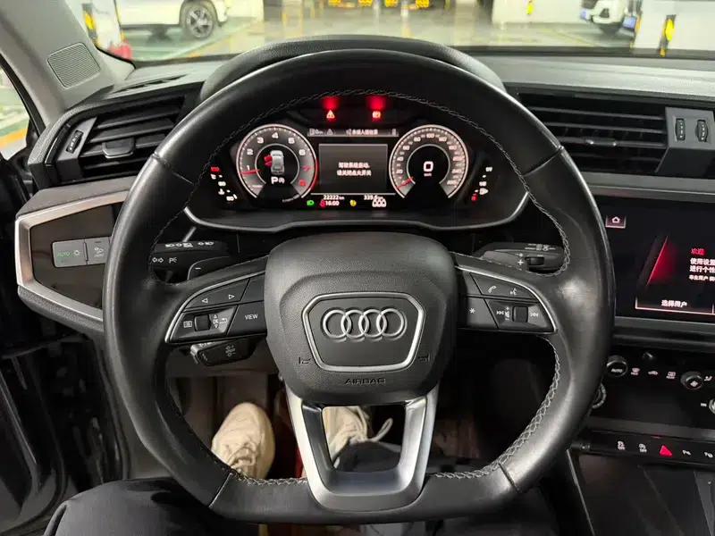 Audi Q3 2022 35 TFSI Fashion Dynamic Edition — миниатюра 10