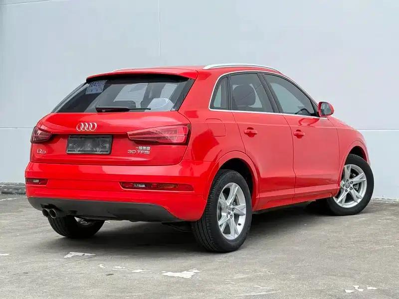 Audi Q3 2018 30th Anniversary Edition 30 TFSI Fashion Model — миниатюра 3