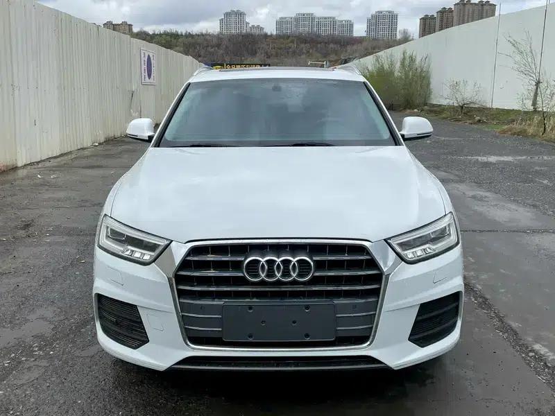 Audi Q3 2018 30th Anniversary Edition 30 TFSI Fashion Model — миниатюра 2