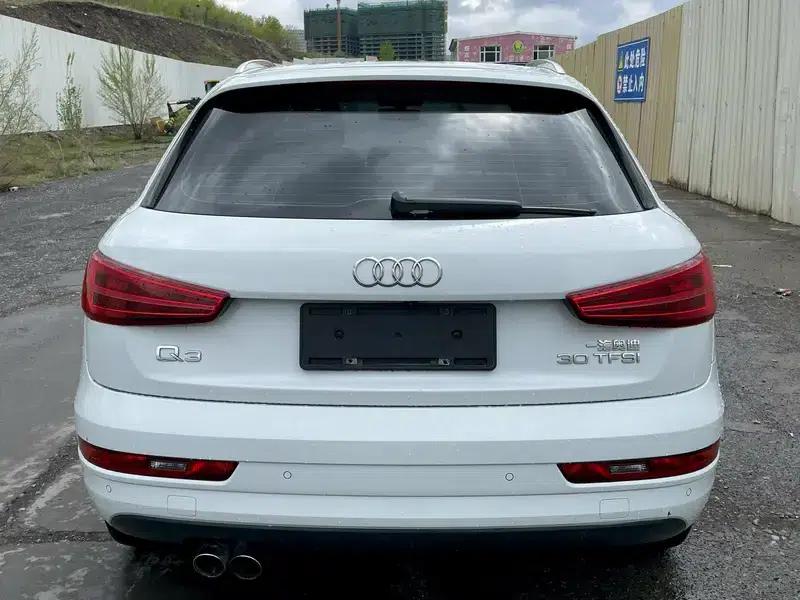 Audi Q3 2018 30th Anniversary Edition 30 TFSI Fashion Model — миниатюра 5