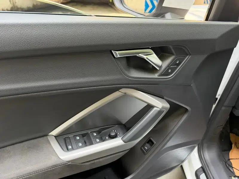 Audi Q3 2020 35 TFSI Progressive Dynamic — миниатюра 16