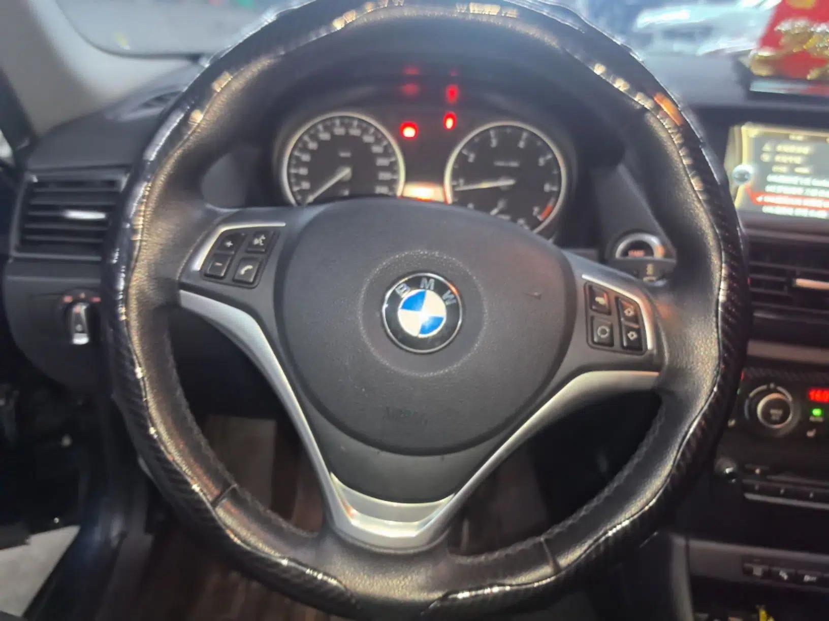 BMW X1 2015 sDrive18i Leading Edition — миниатюра 13