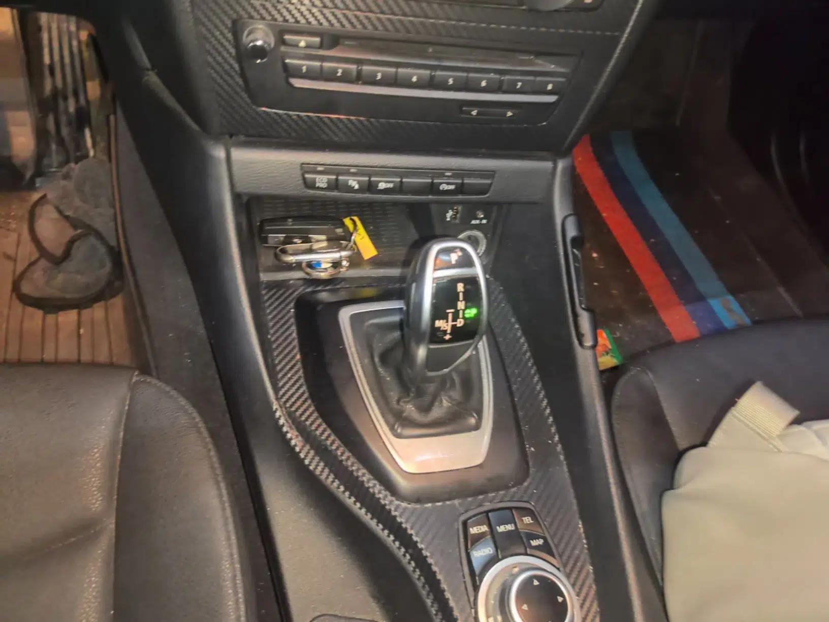 BMW X1 2015 sDrive18i Leading Edition — миниатюра 16