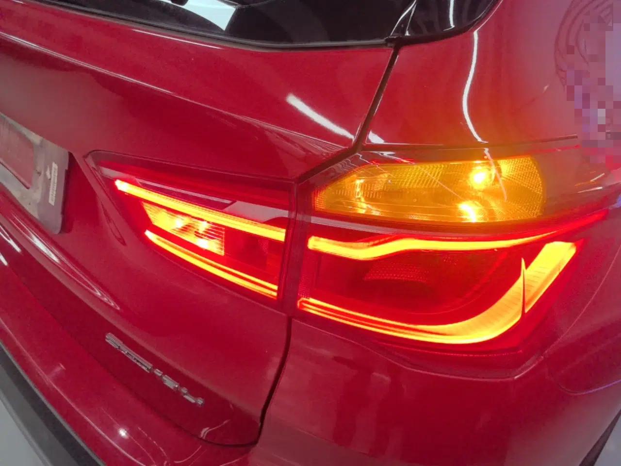 BMW X1 2018 sDrive18Li Luxury Model — миниатюра 9