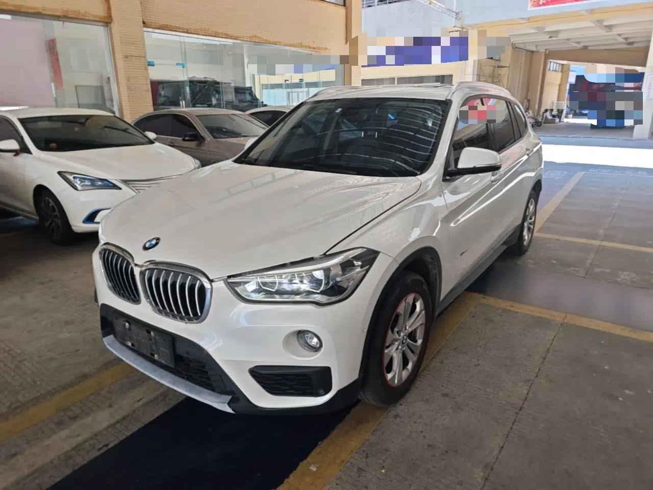 BMW X1 2016 sDrive18Li Premium Edition — миниатюра 1