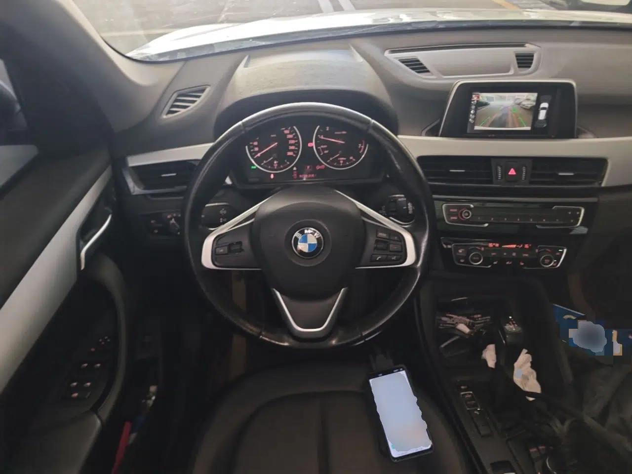 BMW X1 2016 sDrive18Li Premium Edition — миниатюра 13