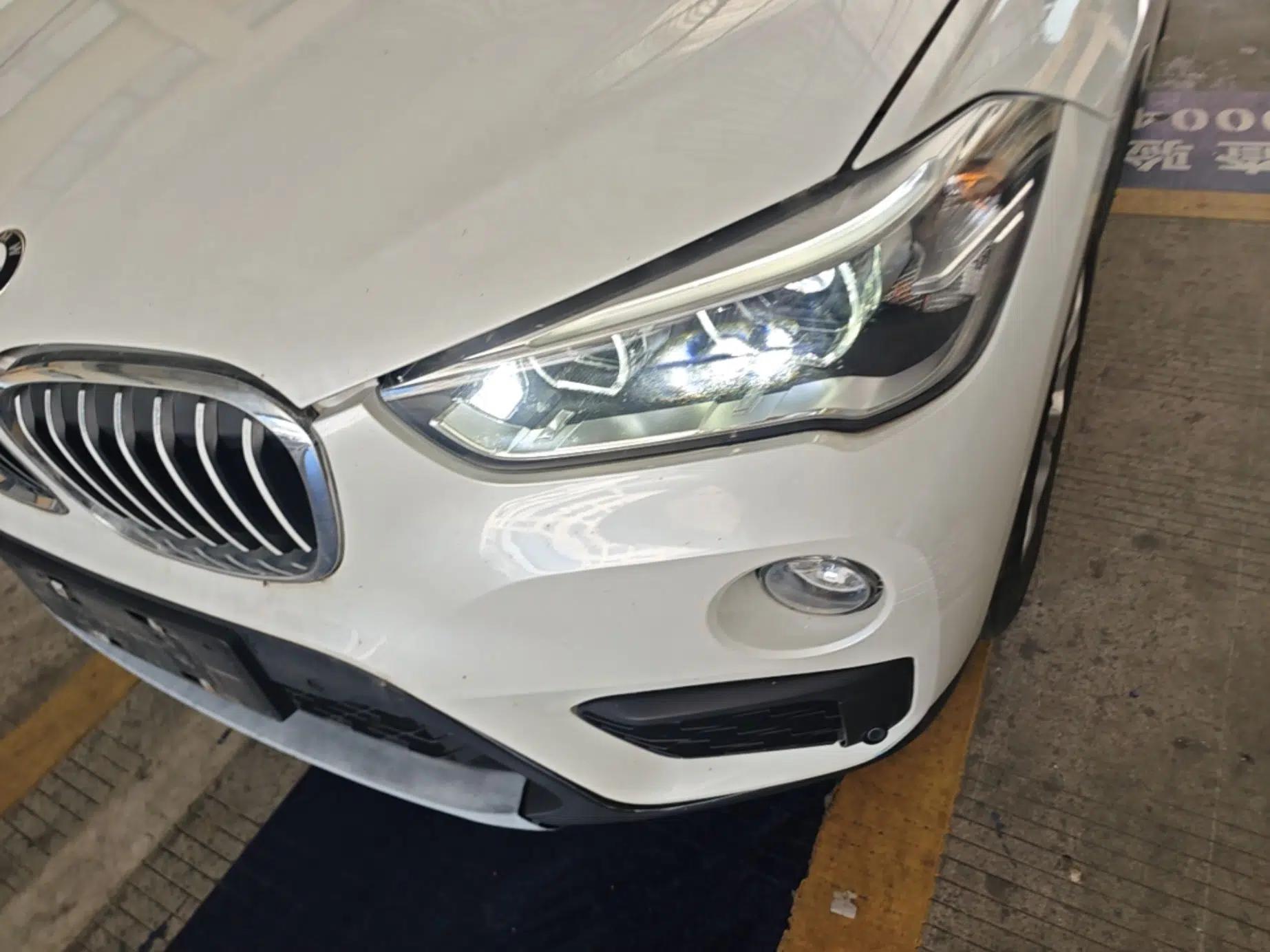 BMW X1 2016 sDrive18Li Premium Edition — миниатюра 8