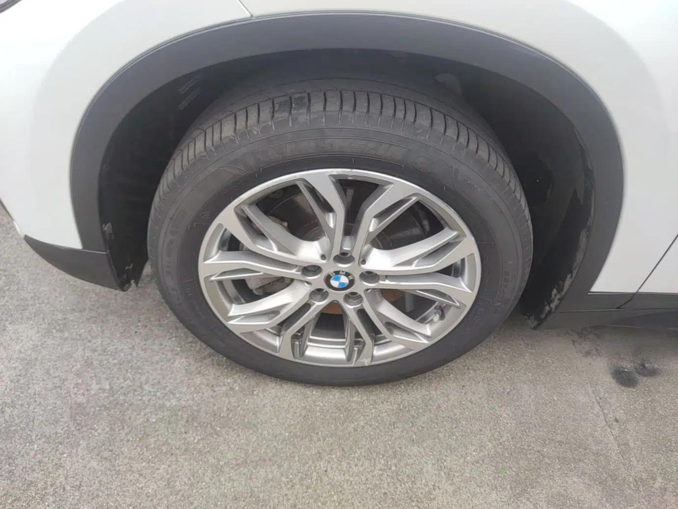 BMW X1 2018 sDrive20Li Leading Model — миниатюра 10
