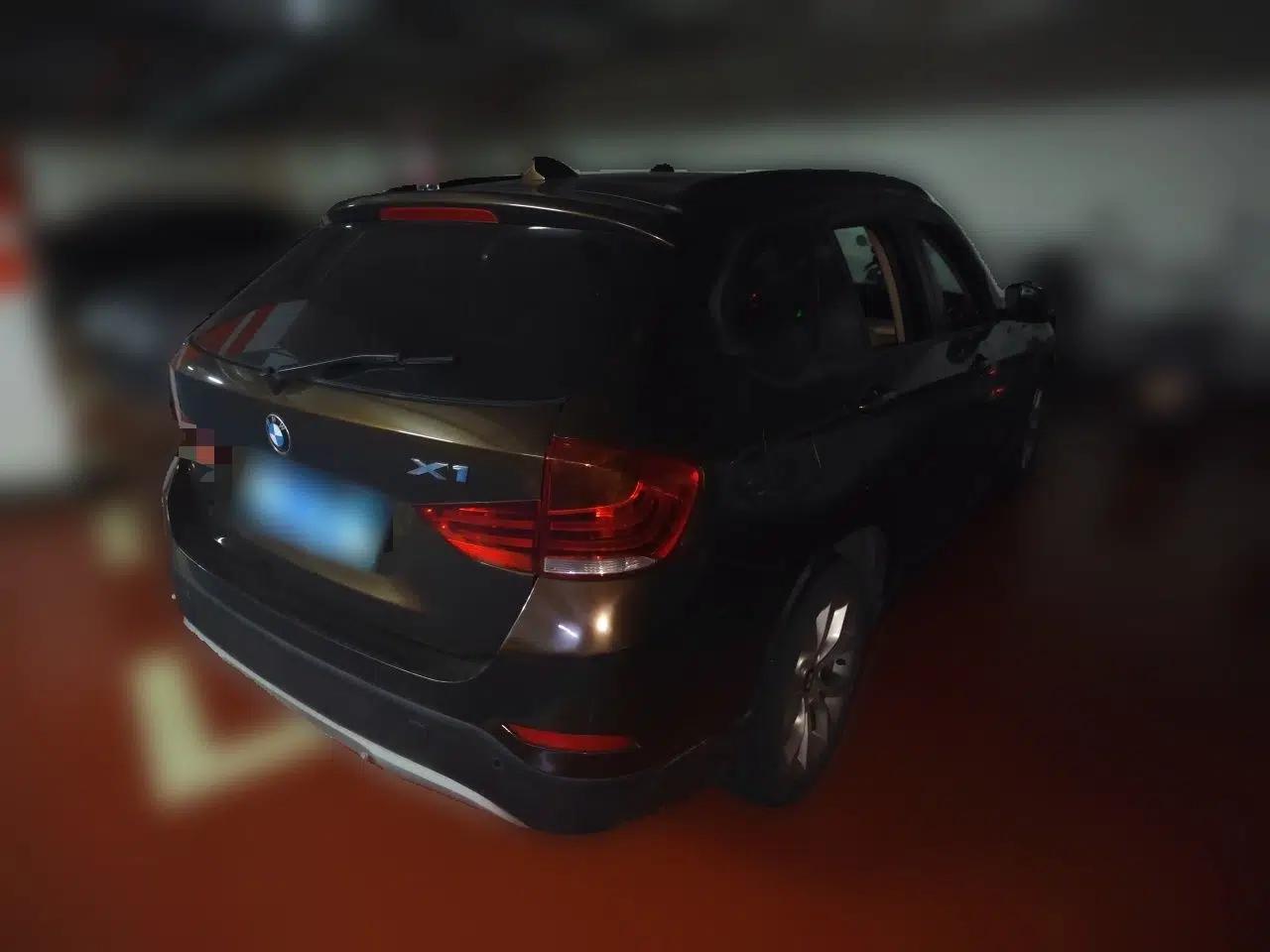 BMW X1 2012 sDrive18i Luxury Edition — миниатюра 6