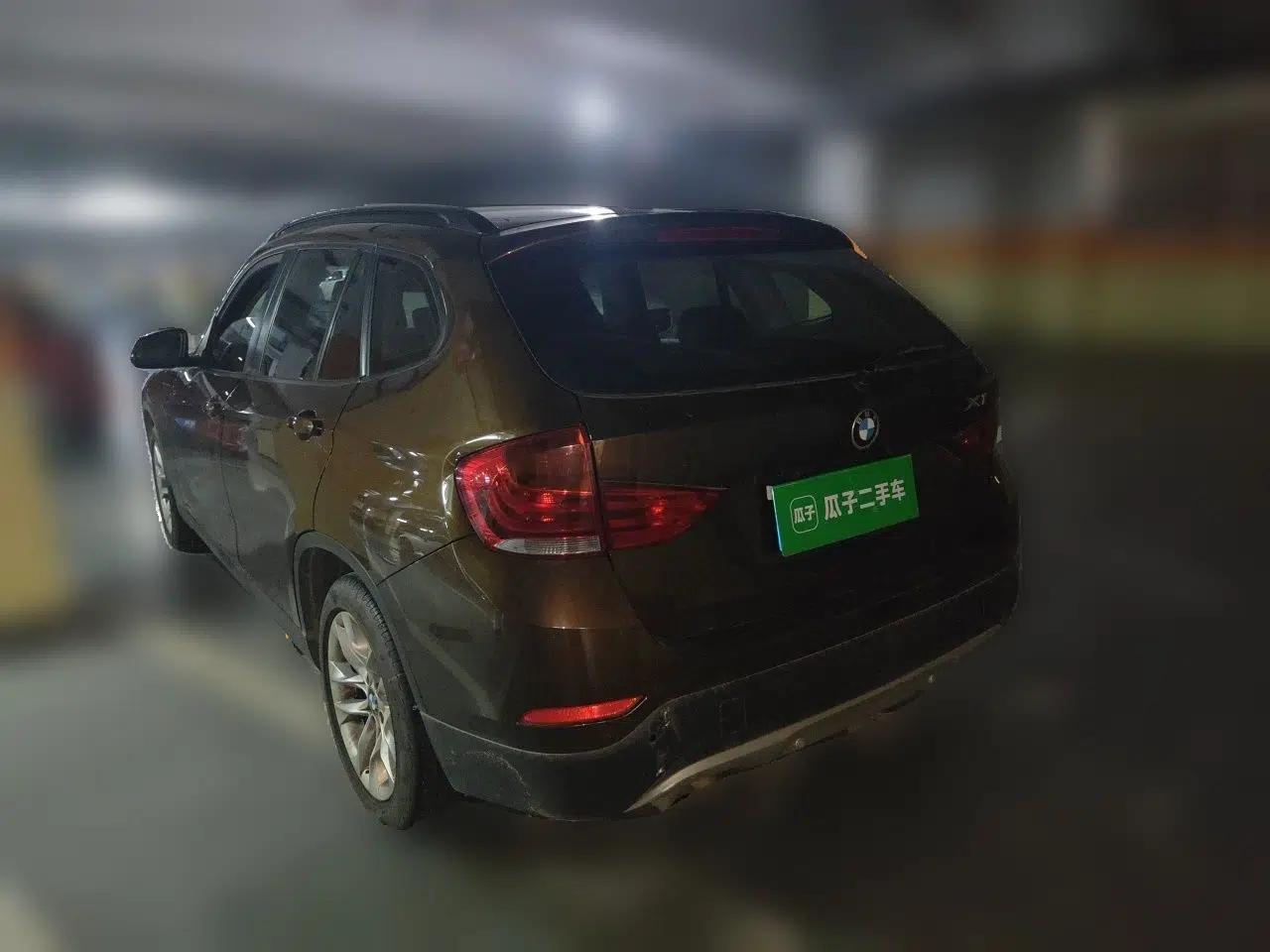 BMW X1 2014 sDrive18i Leading Model — миниатюра 4