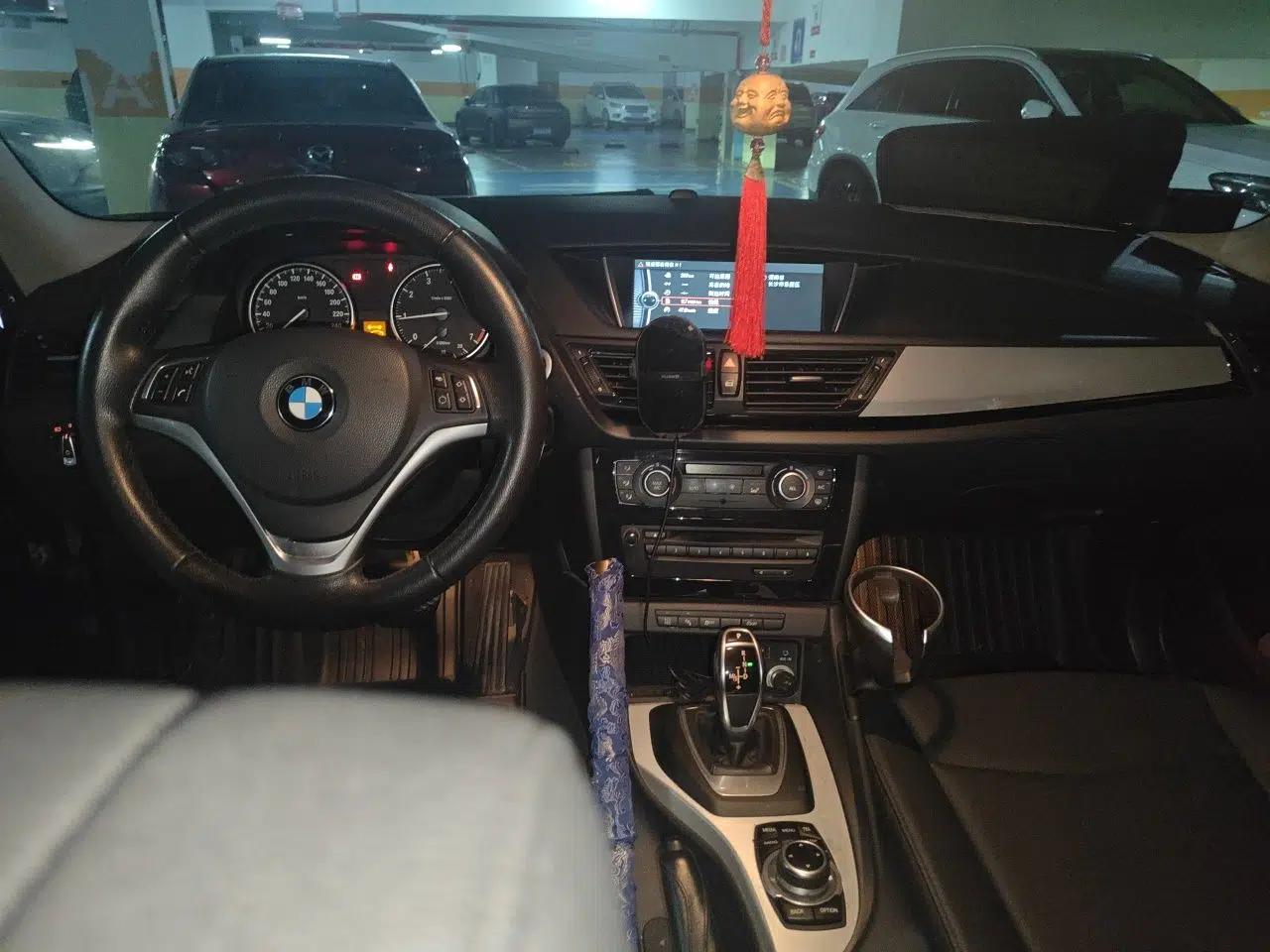BMW X1 2014 sDrive18i Leading Model — миниатюра 9