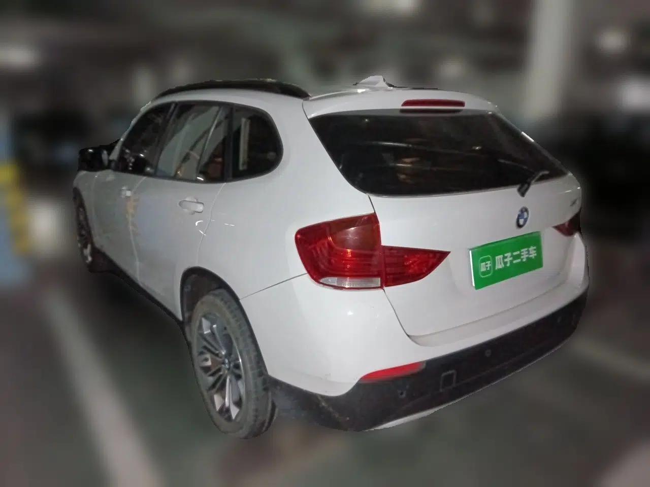 BMW X1 2010 sDrive18i Luxury Model — миниатюра 4