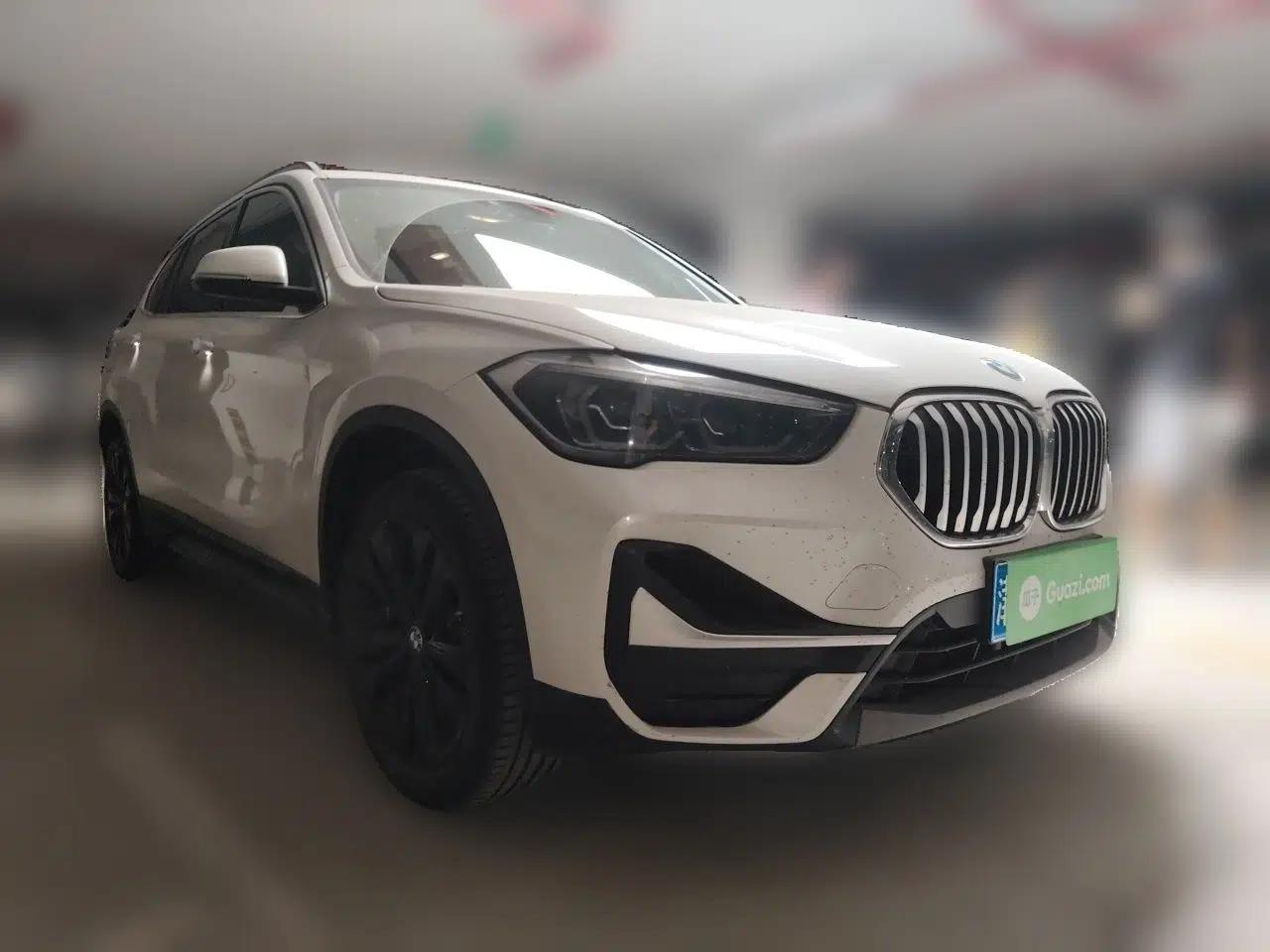BMW X1 2020 sDrive20Li Fashion Model — миниатюра 3