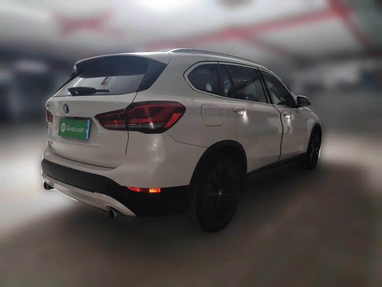 BMW X1 2020 sDrive20Li Fashion Model — миниатюра 6