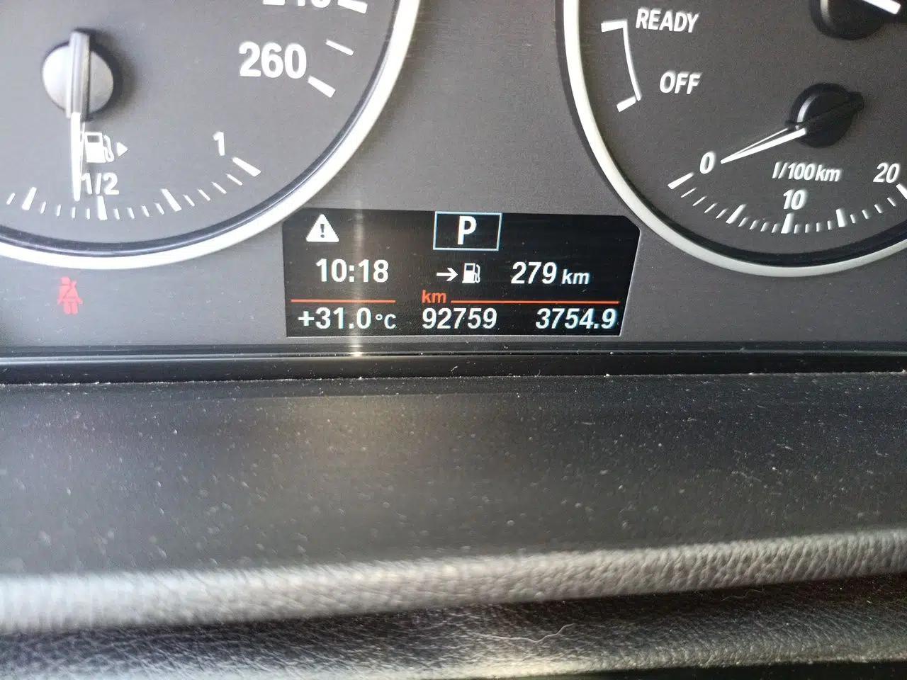 BMW X1 2018 sDrive20Li Leading Model — миниатюра 11