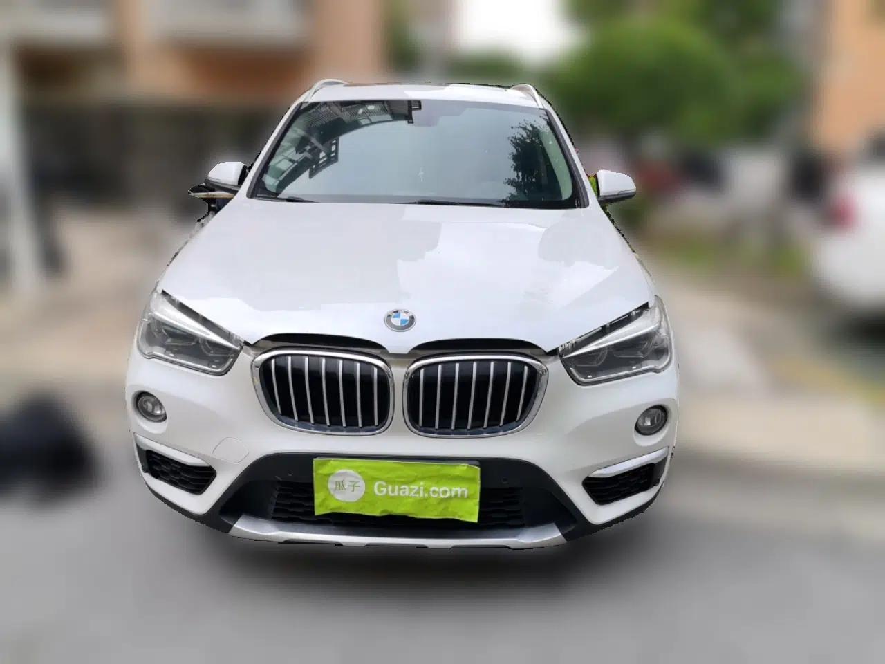 BMW X1 2016 sDrive18Li Premium Edition — миниатюра 2