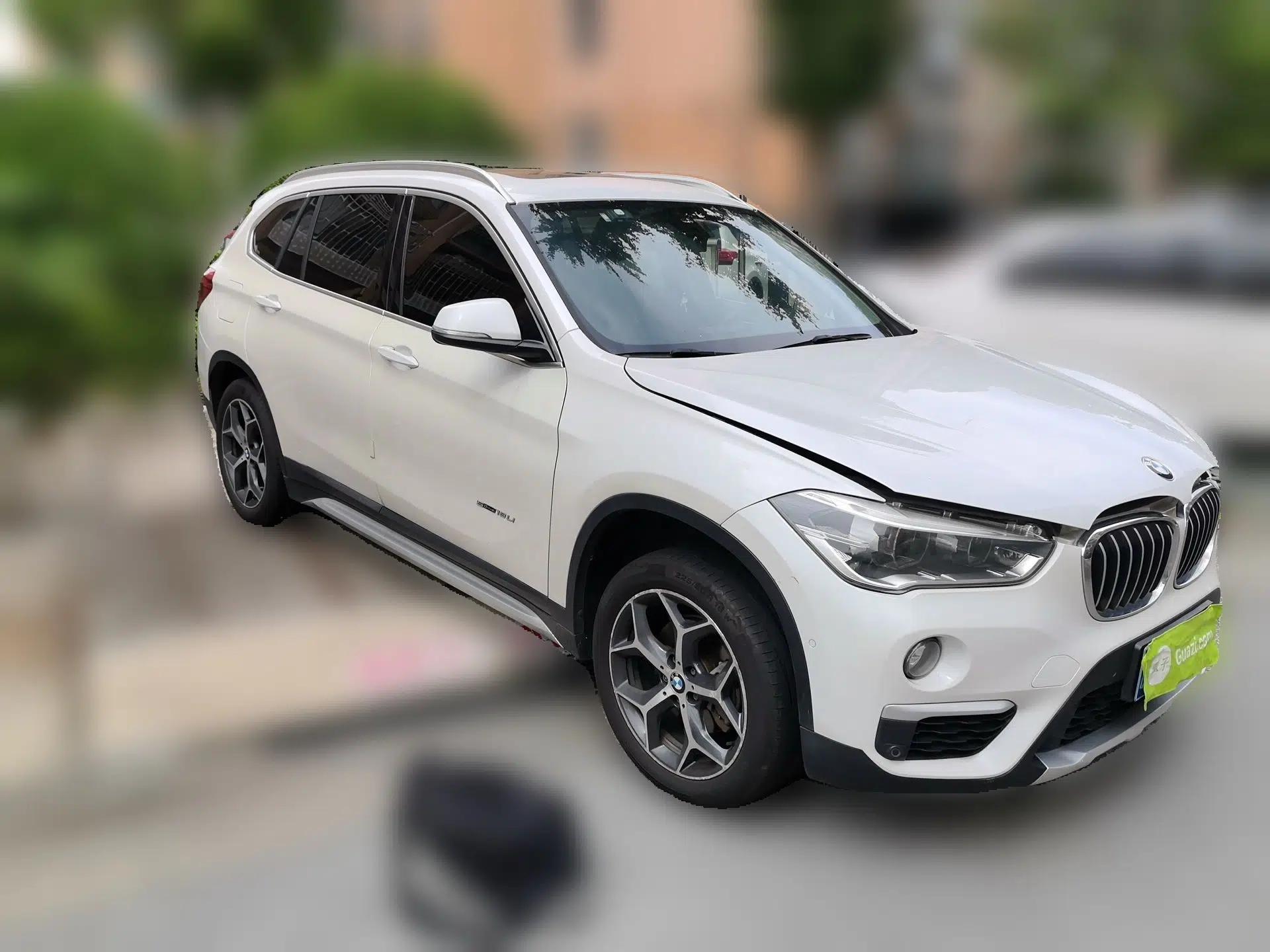 BMW X1 2016 sDrive18Li Premium Edition — миниатюра 3