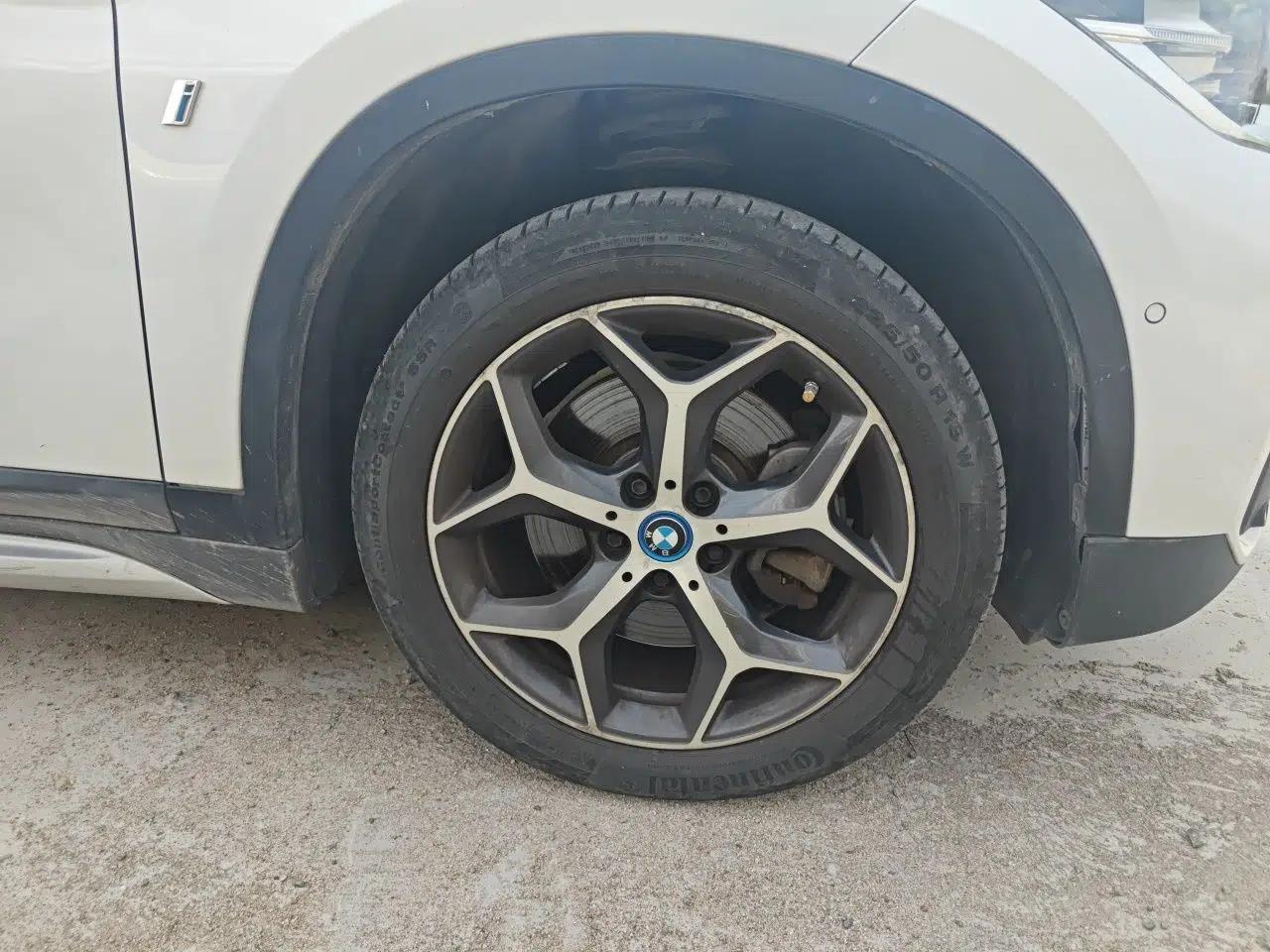 BMW X1 New Energy 2018 xDrive25Le Luxury Model — миниатюра 8