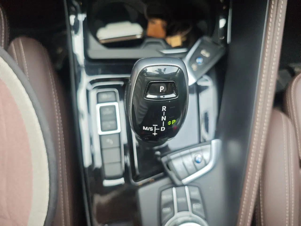 BMW X1 2021 Restyled sDrive20Li Premium Edition — миниатюра 14