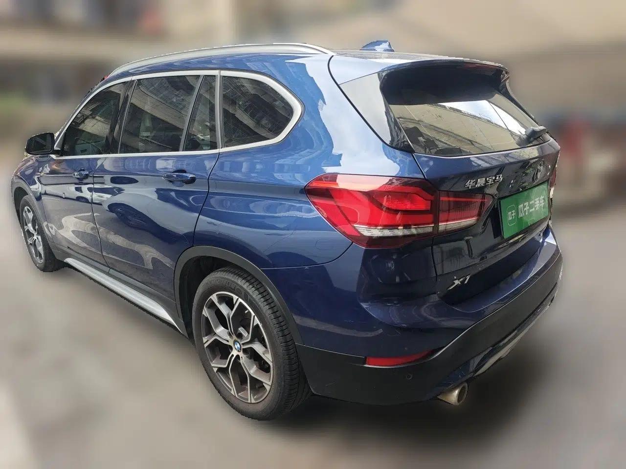BMW X1 2021 Restyled sDrive20Li Premium Edition — миниатюра 4