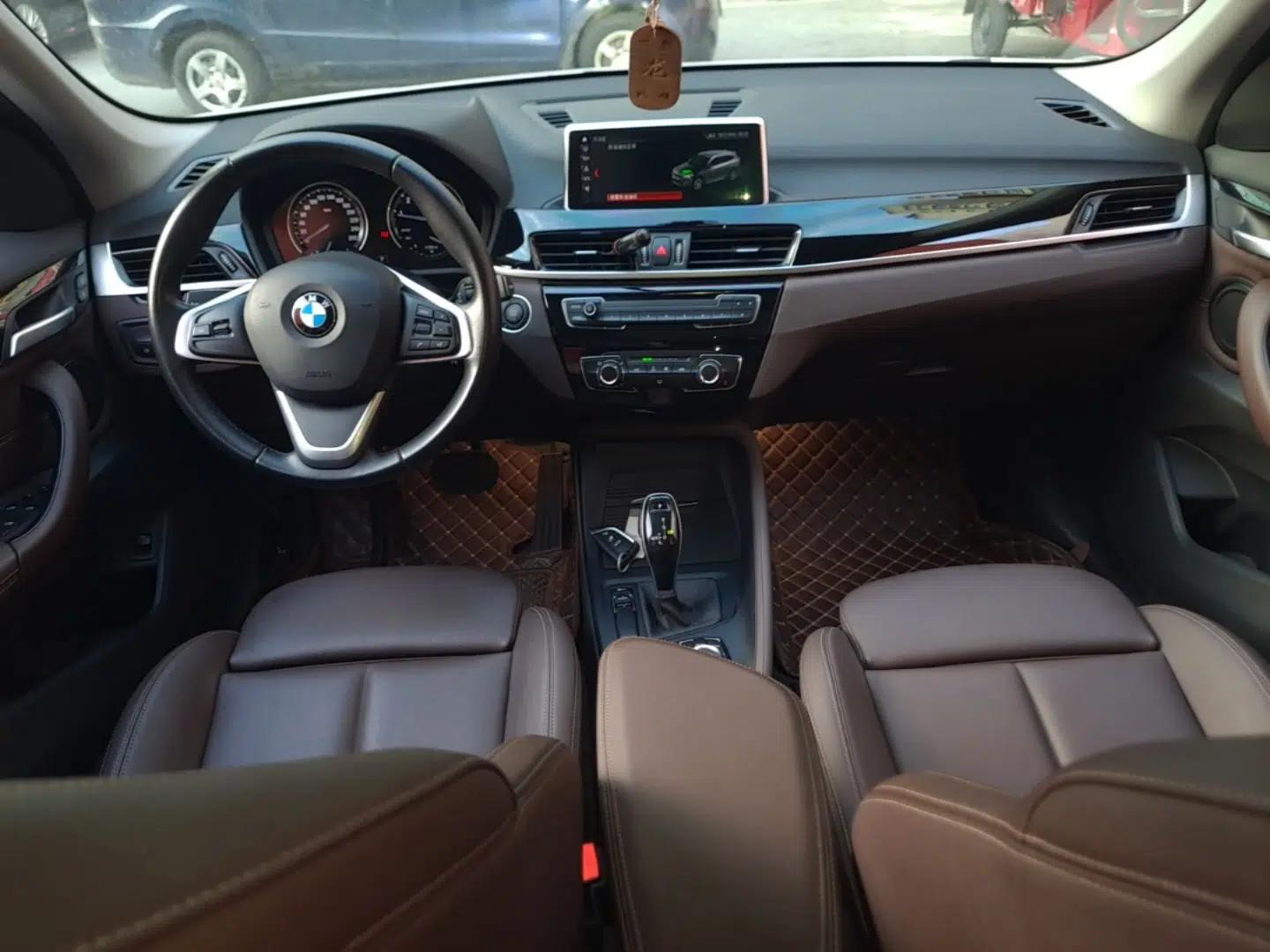 BMW X1 2020 sDrive20Li Fashion Model — миниатюра 12