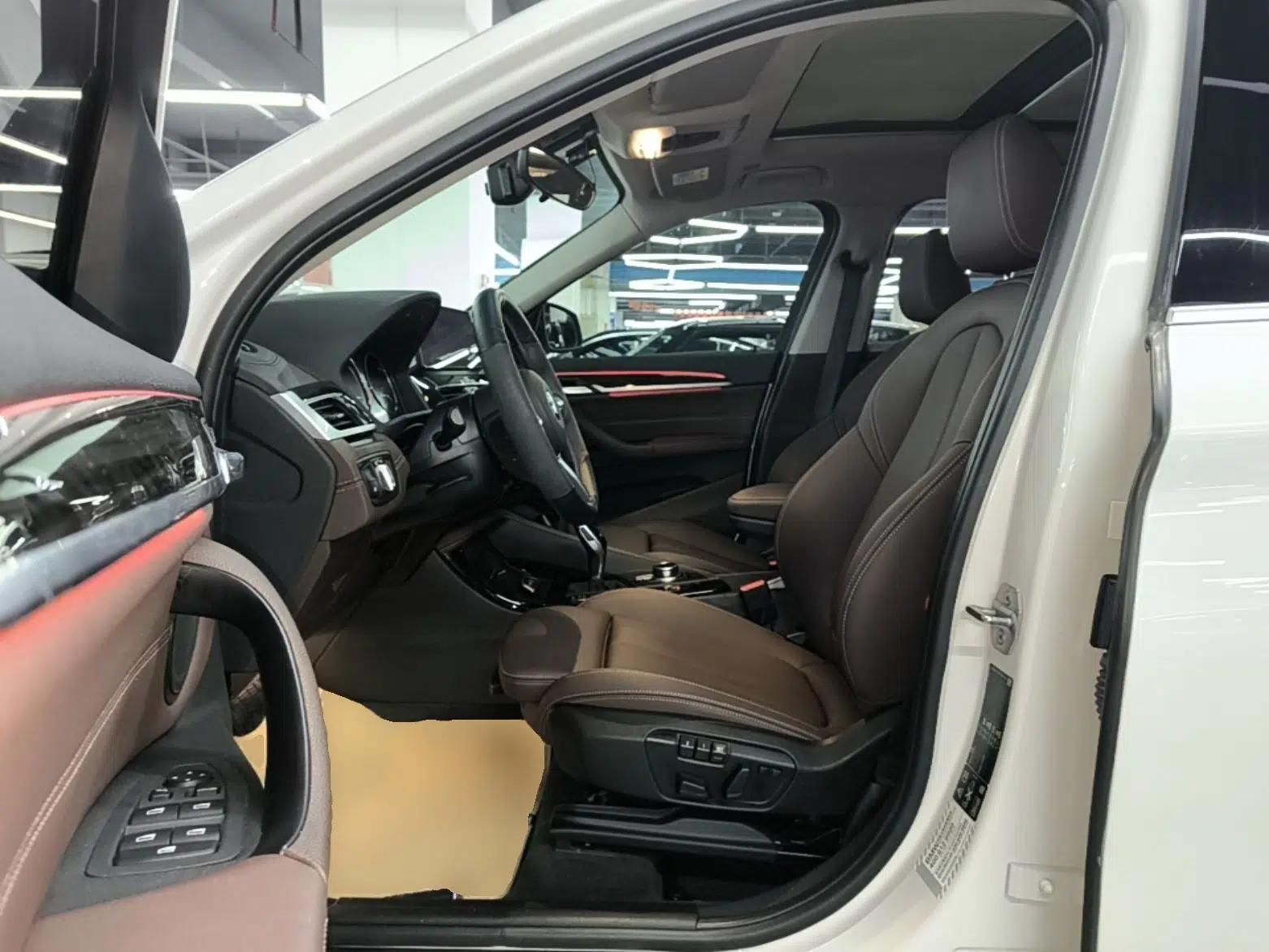 BMW X1 2020 xDrive25Li Luxury Edition — миниатюра 18