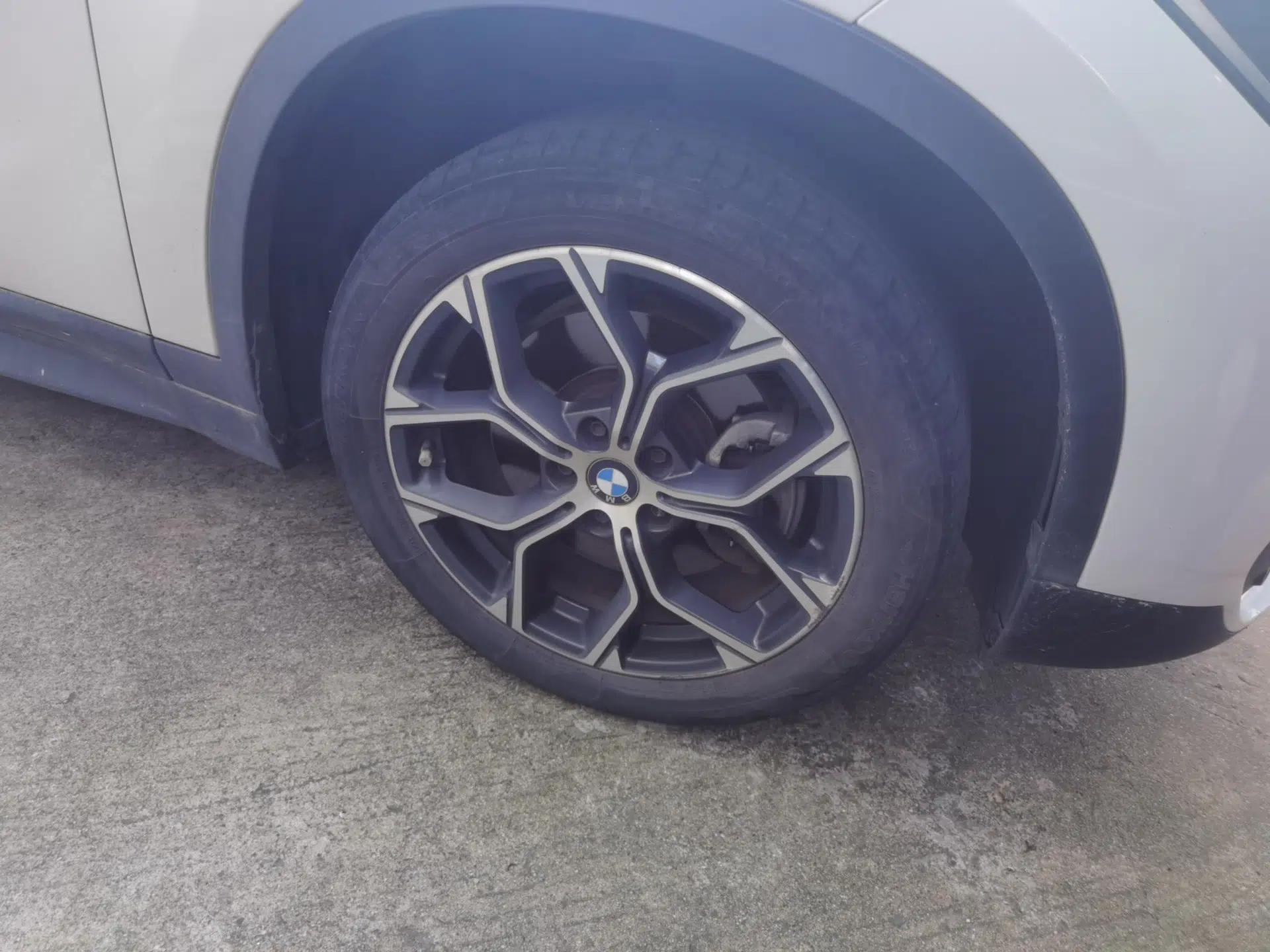 BMW X1 2022 sDrive25Li Leading Model — миниатюра 8