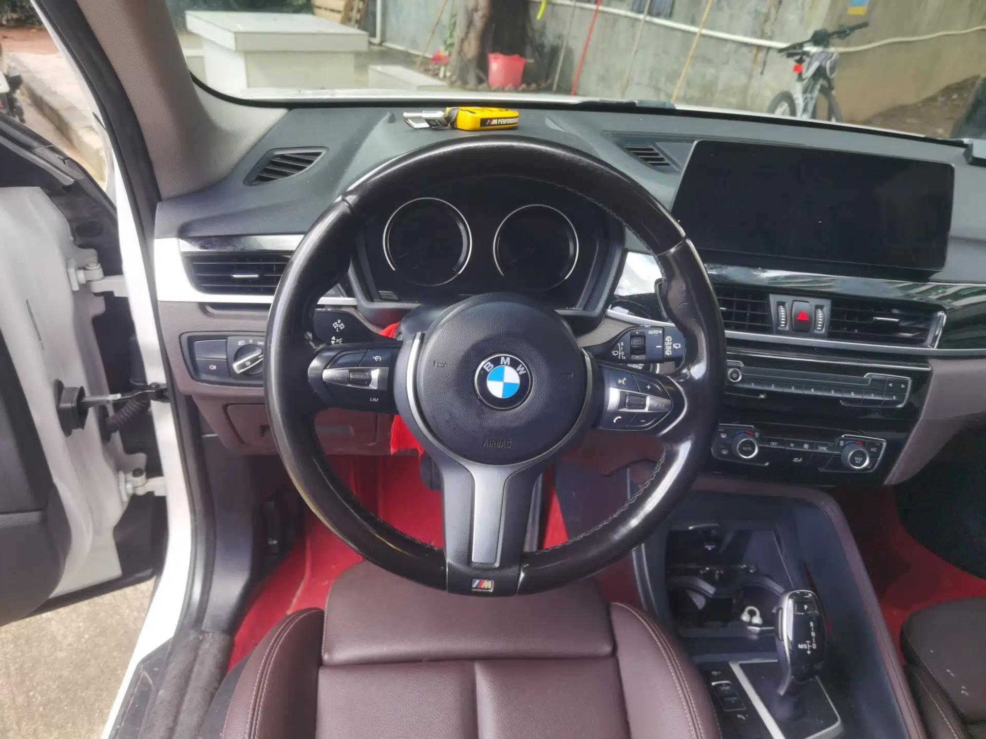 BMW X1 2022 sDrive25Li Leading Model — миниатюра 10