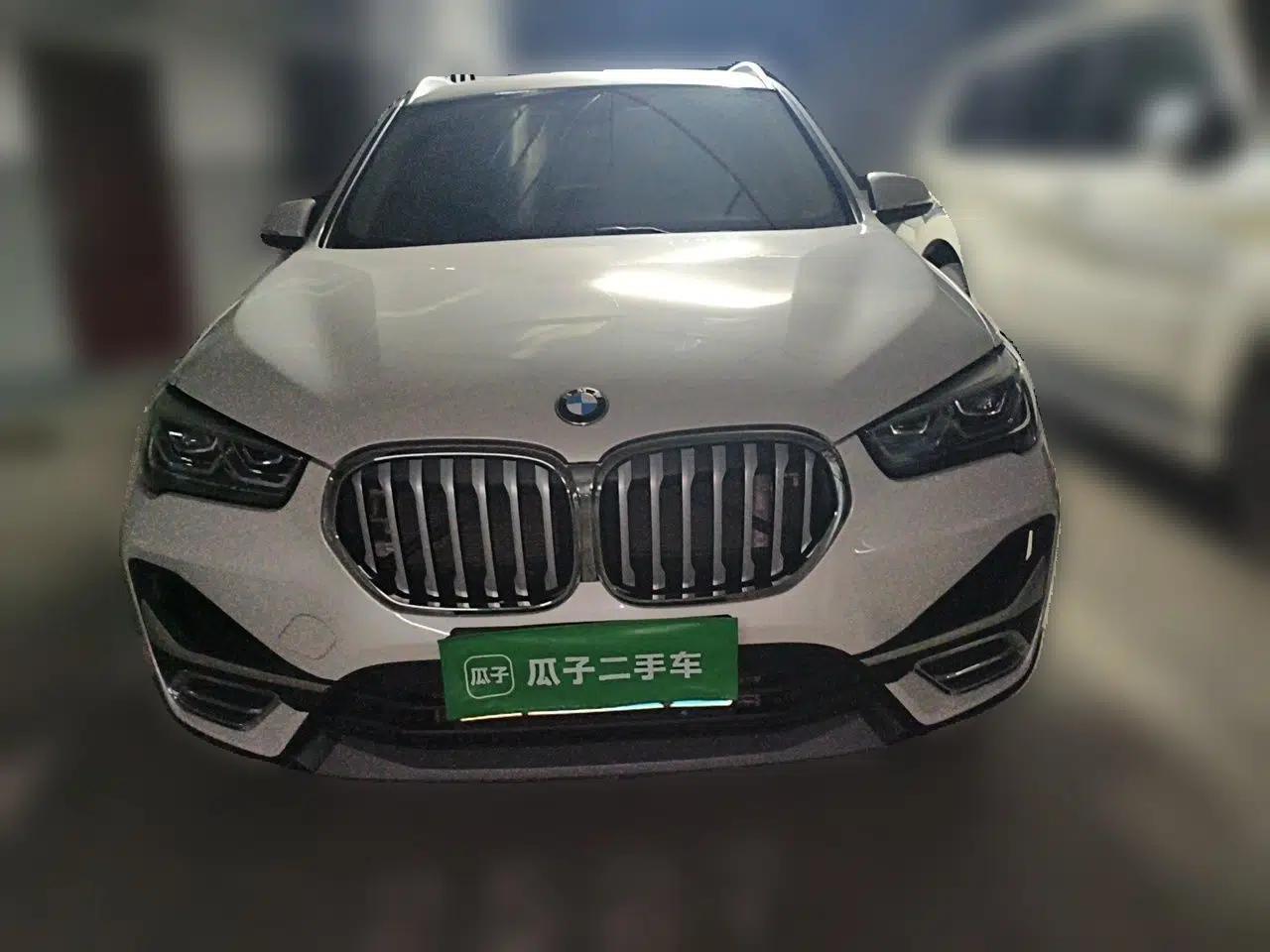 BMW X1 2020 sDrive25Li Leading Model — миниатюра 2