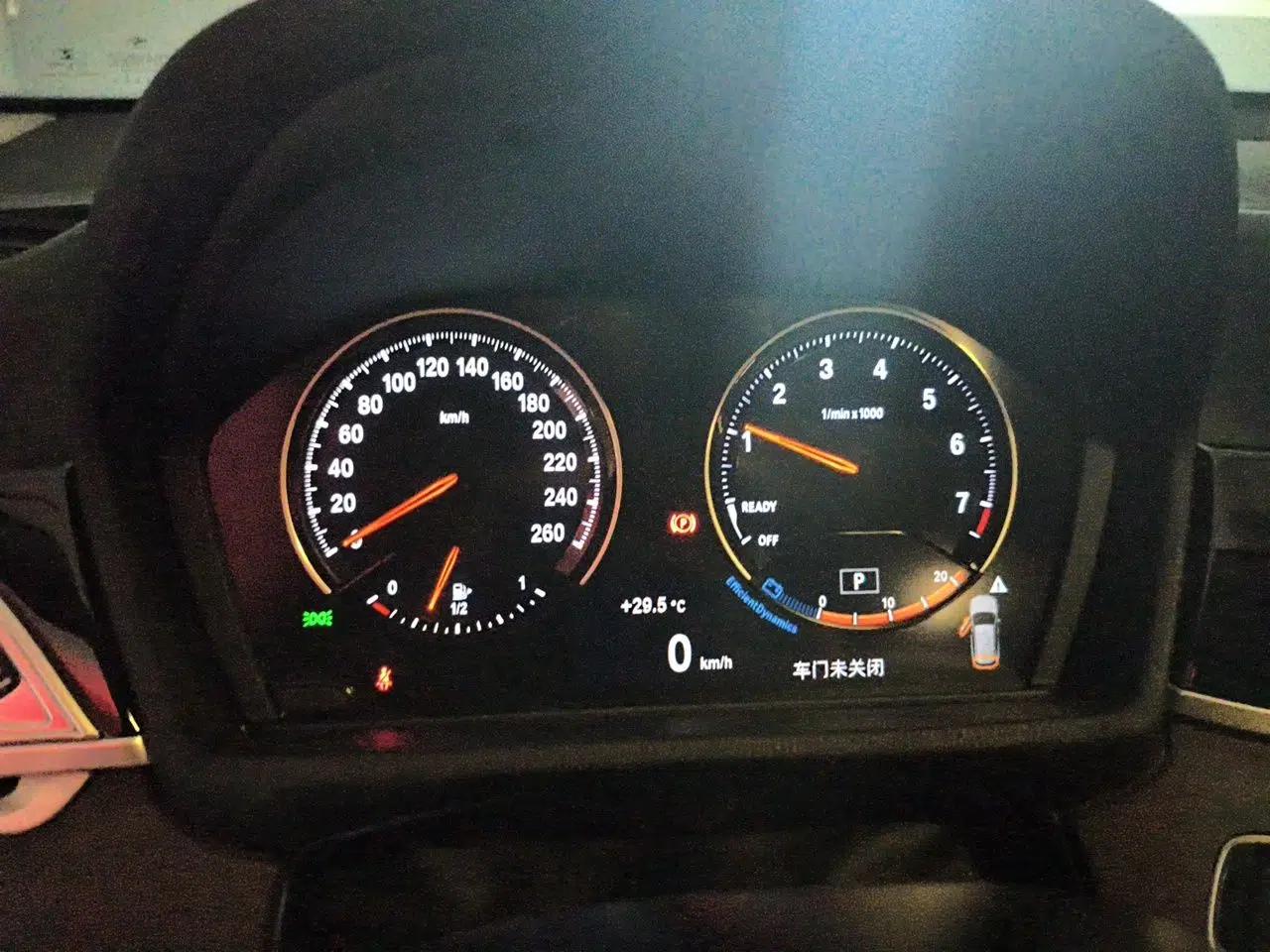 BMW X1 2020 sDrive25Li Leading Model — миниатюра 11