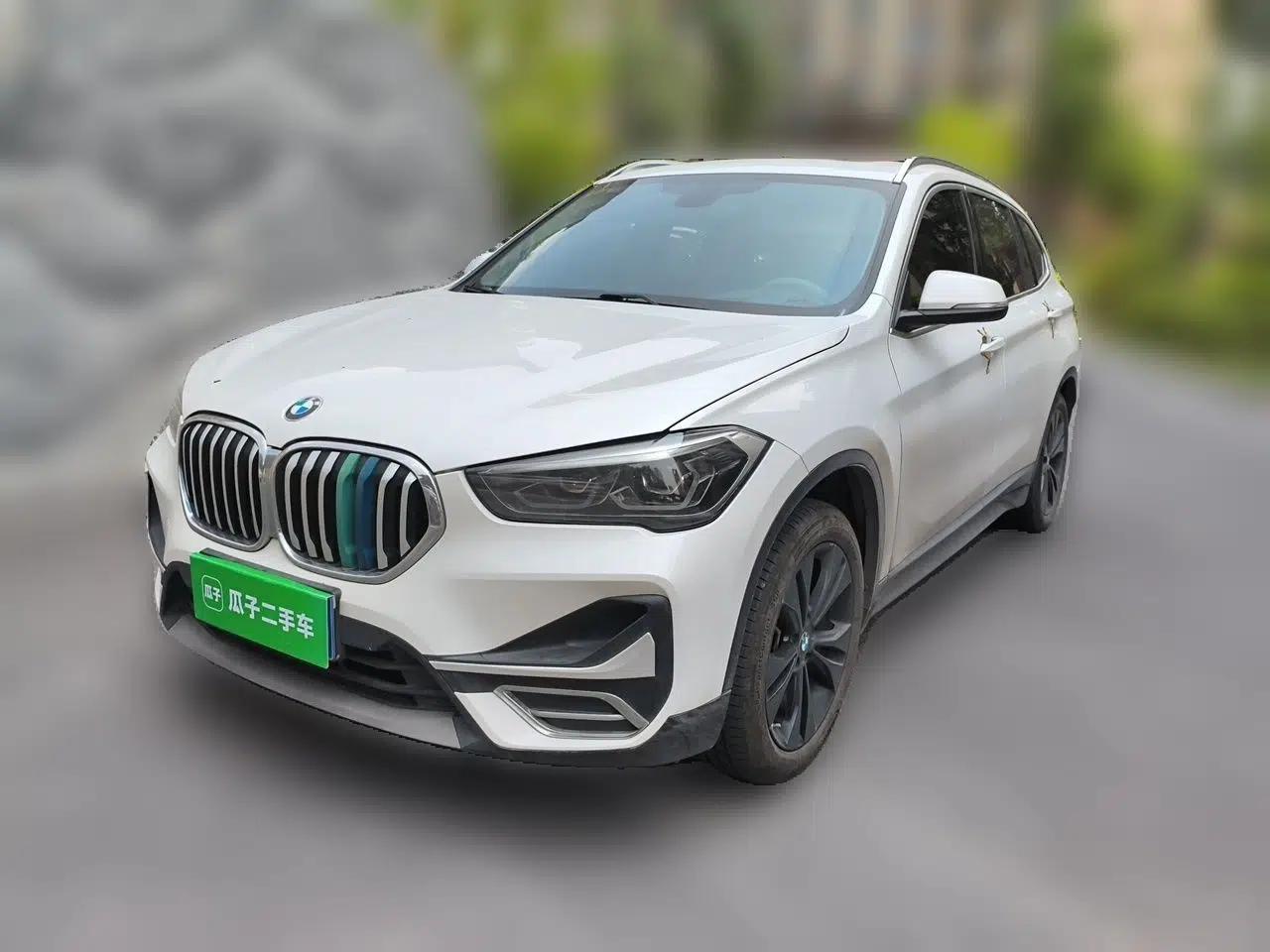 BMW X1 2020 sDrive20Li Fashion Model — миниатюра 1