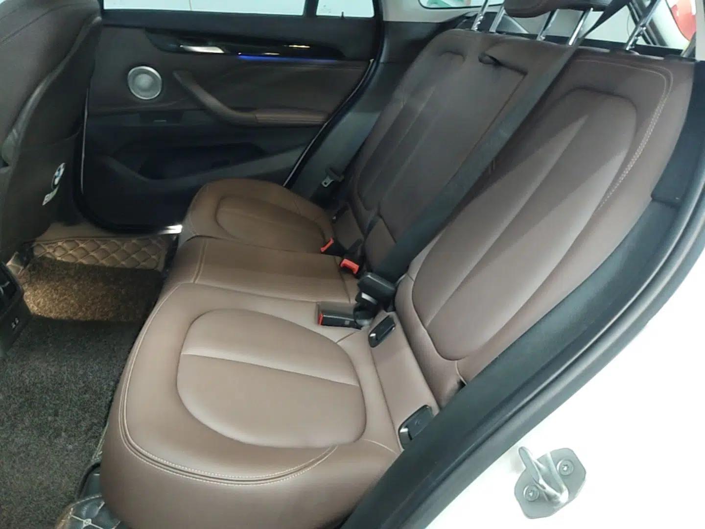 BMW X1 2021 Restyled sDrive25Li Leading Edition — миниатюра 20