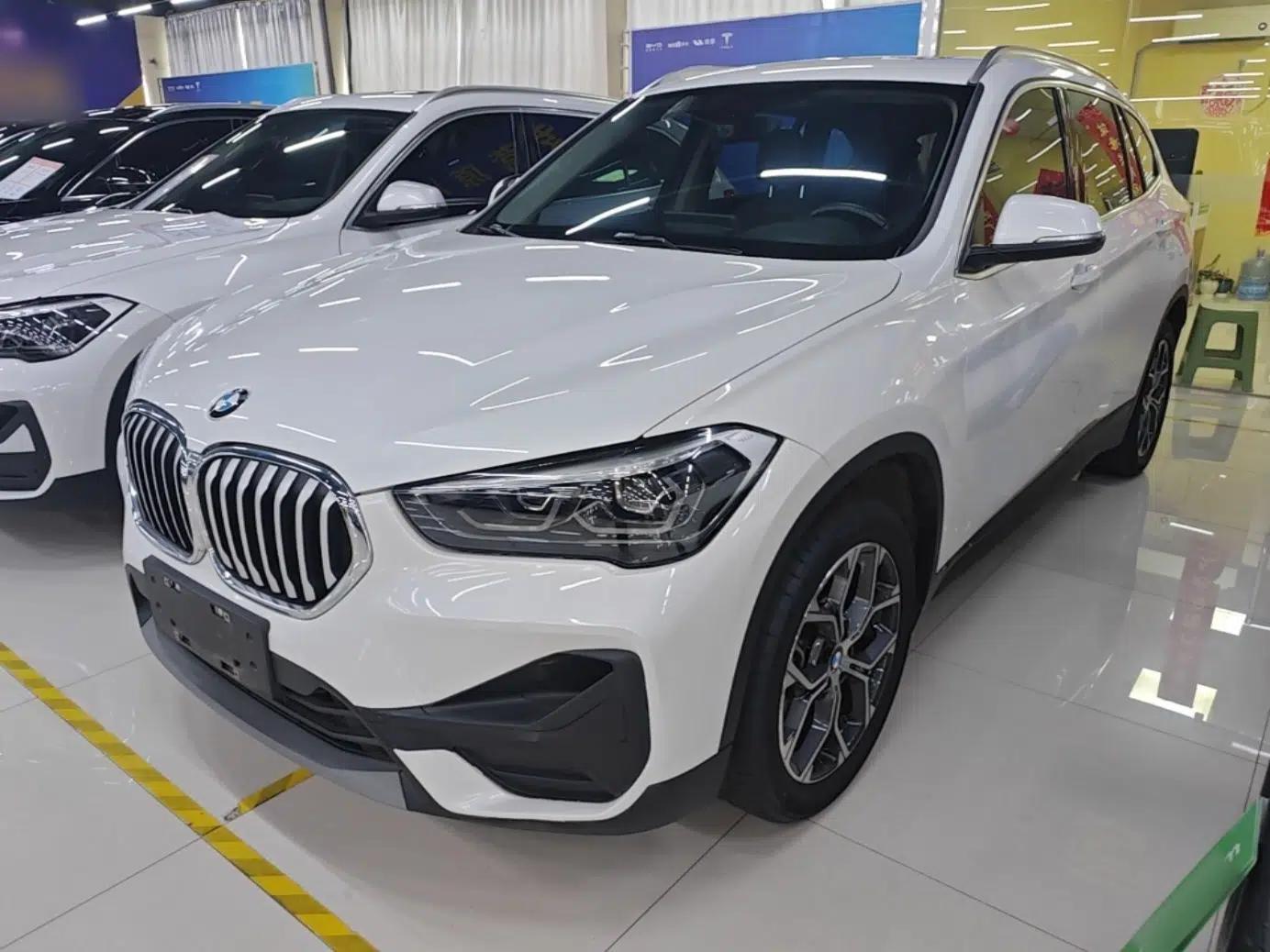 BMW X1 2021 sDrive25Li Leading Model — миниатюра 1