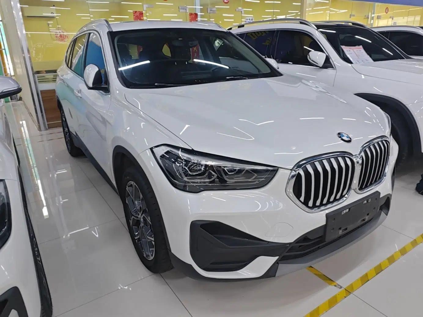 BMW X1 2021 sDrive25Li Leading Model — миниатюра 3
