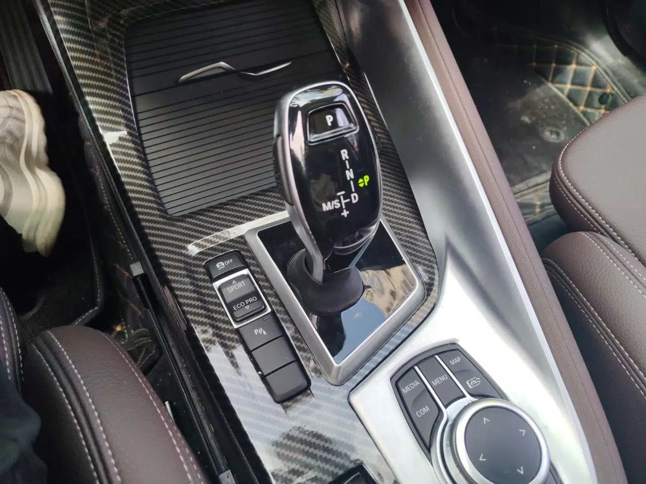 BMW X1 2022 sDrive25Li Leading Model — миниатюра 14