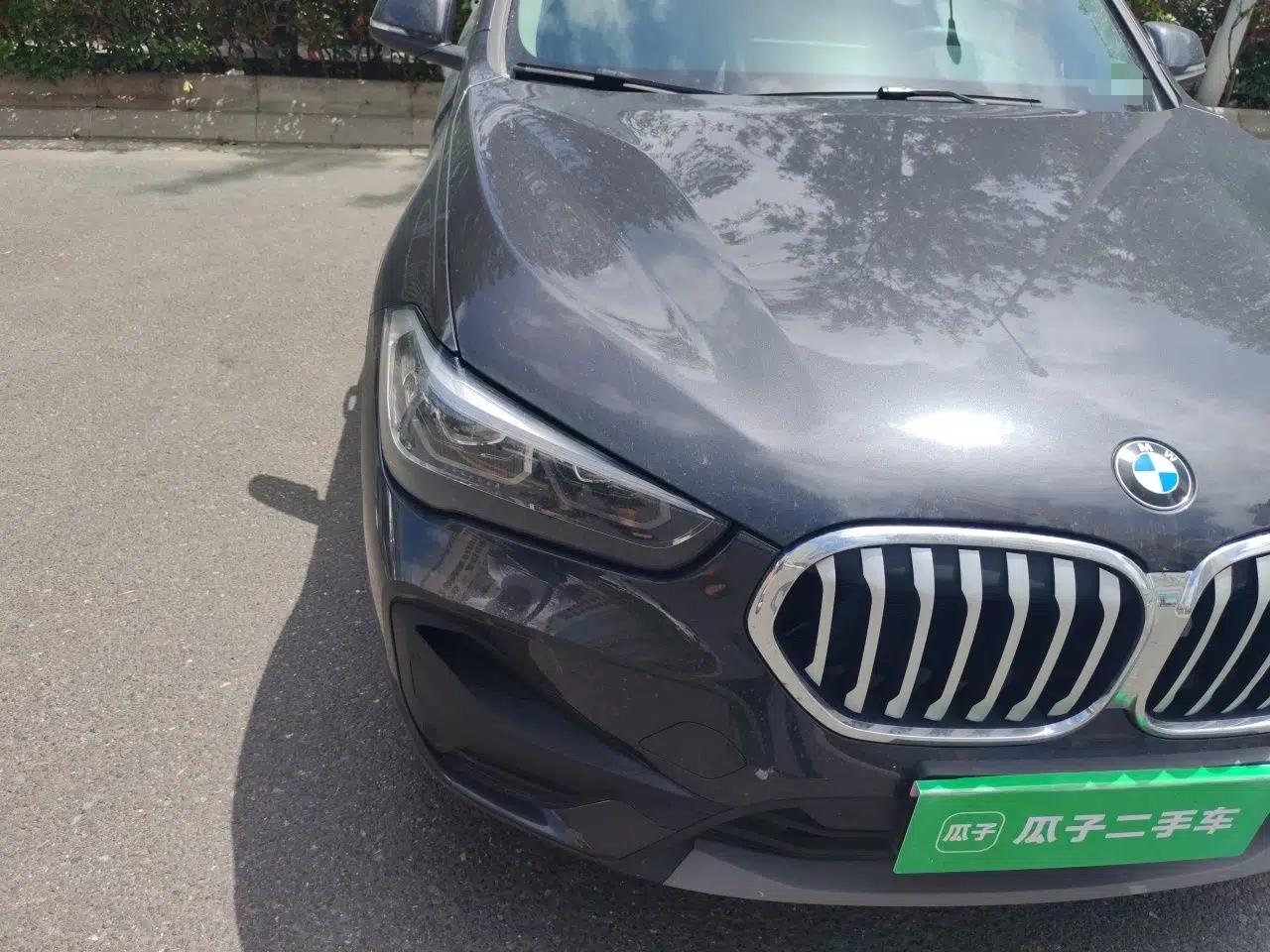 BMW X1 2022 sDrive25Li Leading Model — миниатюра 7