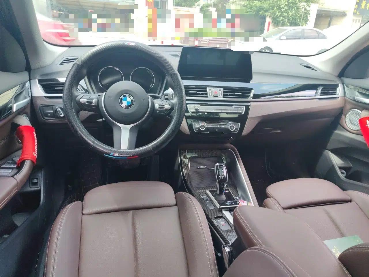 BMW X1 2022 sDrive25Li Leading Model — миниатюра 9