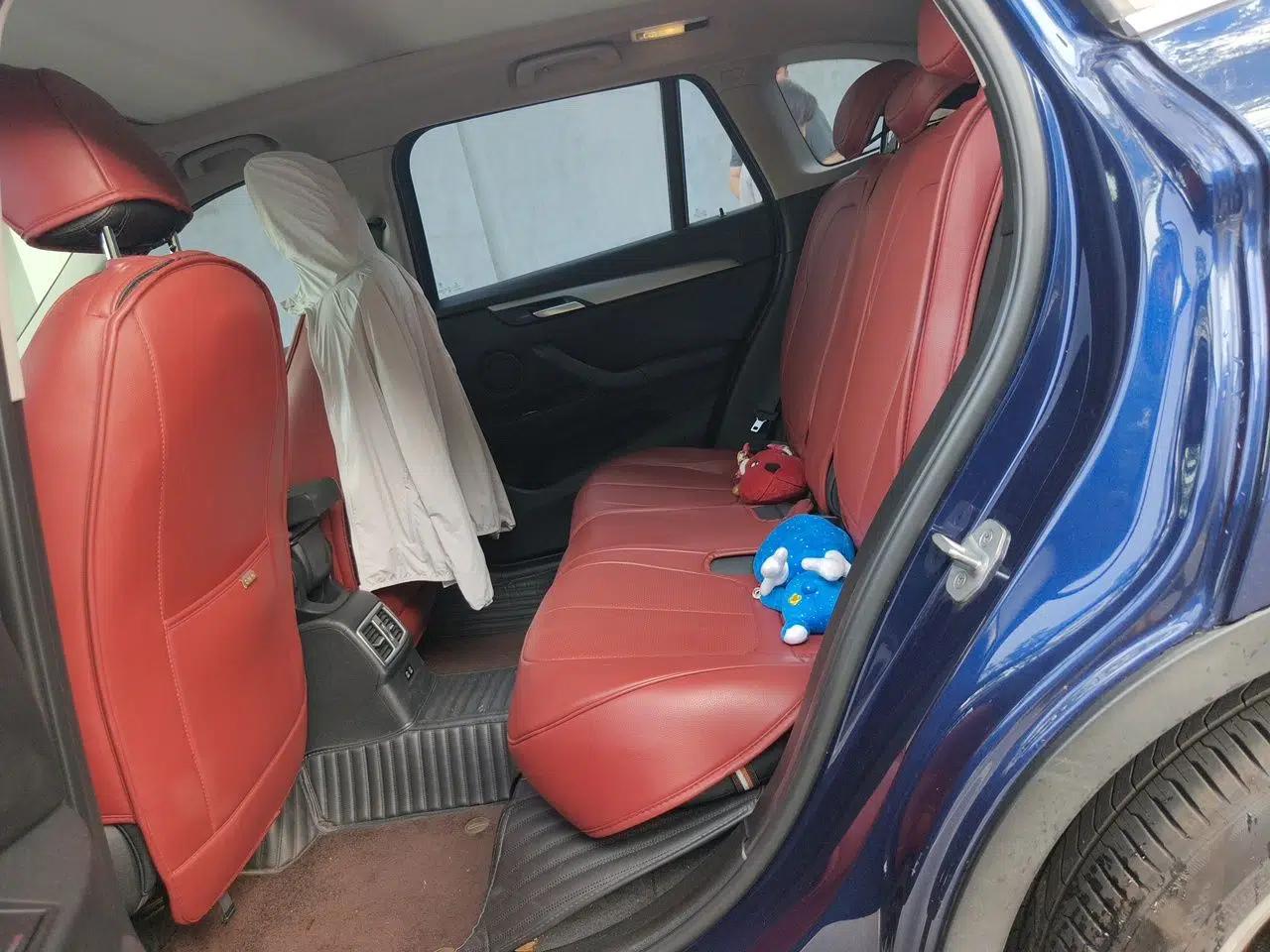 BMW X1 2019 sDrive20Li Leading Model — миниатюра 17