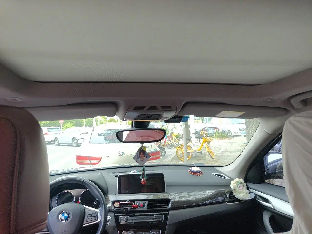 BMW X1 2019 sDrive20Li Leading Model — миниатюра 18