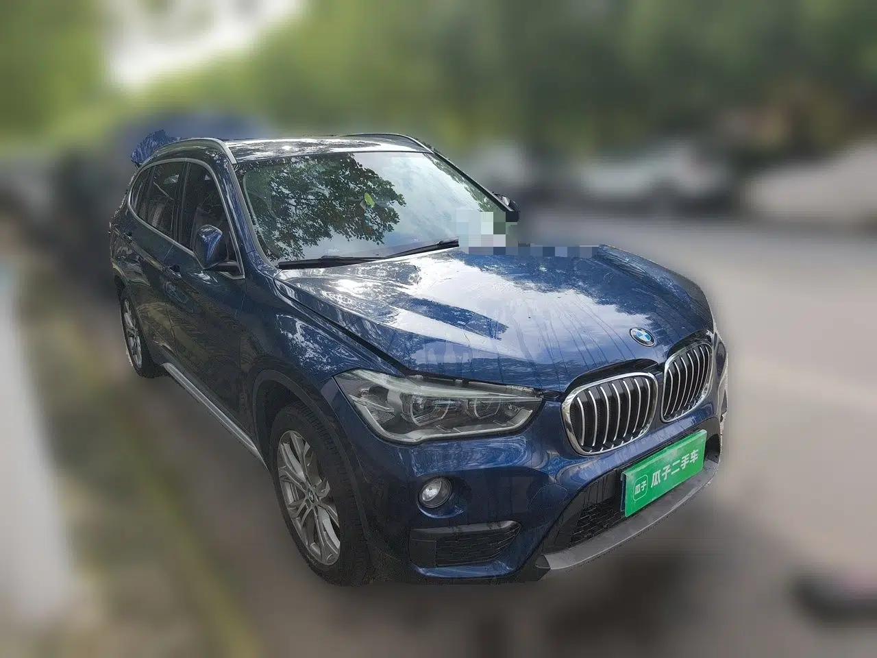 BMW X1 2019 sDrive20Li Leading Model — миниатюра 3