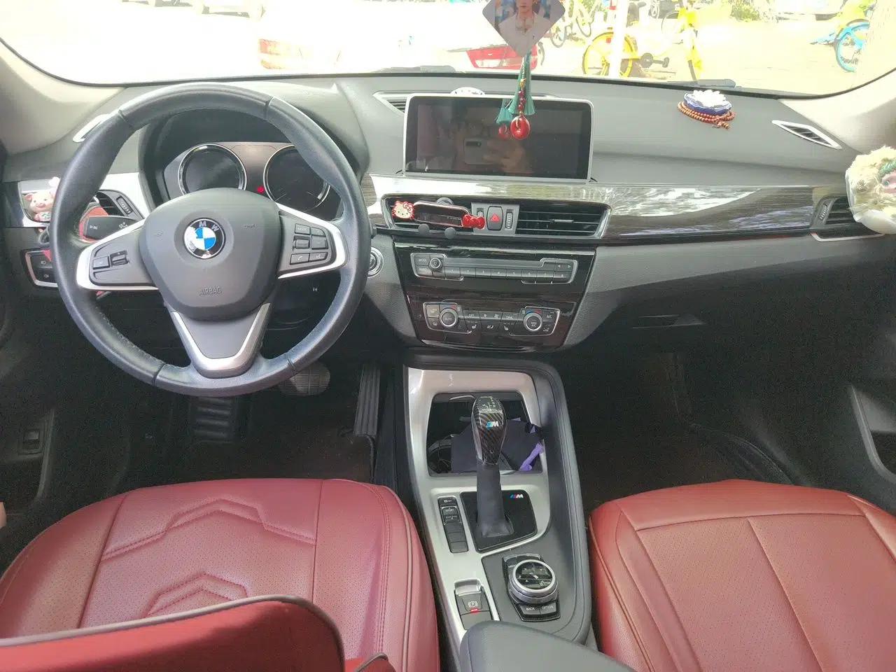 BMW X1 2019 sDrive20Li Leading Model — миниатюра 9