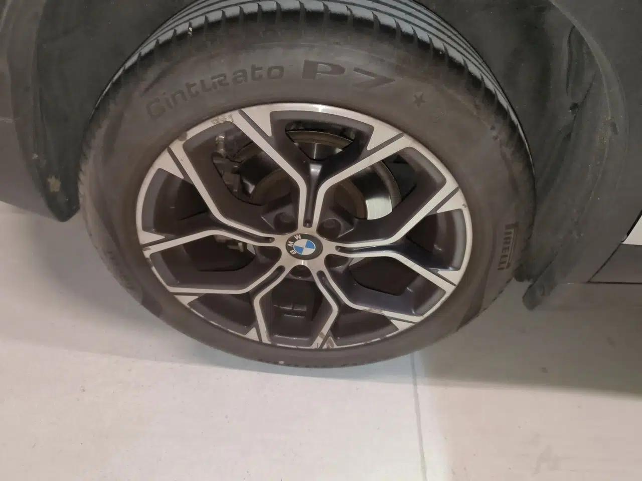 BMW X1 2022 sDrive25Li Leading Model — миниатюра 8