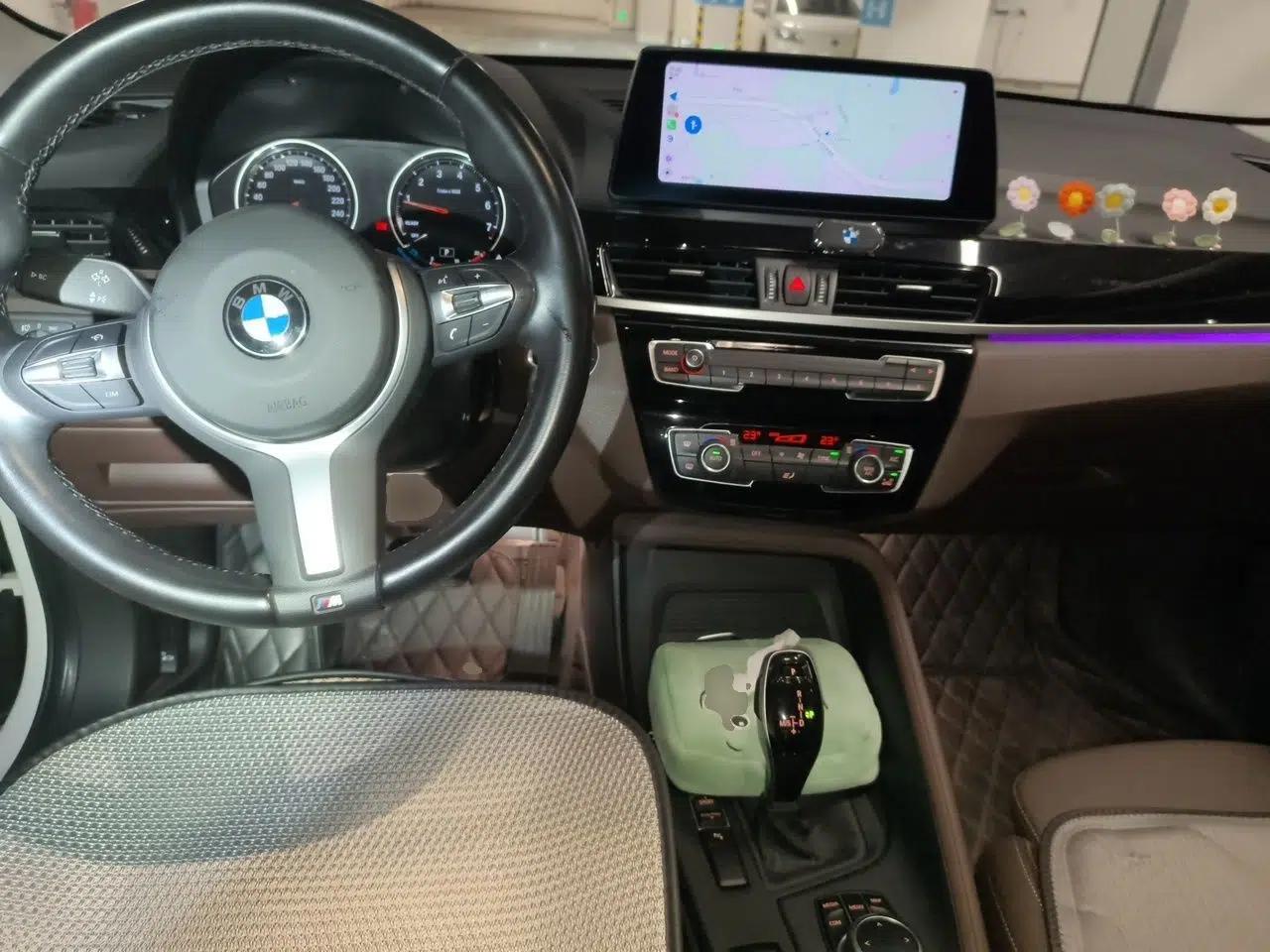 BMW X1 2022 sDrive25Li Leading Model — миниатюра 9
