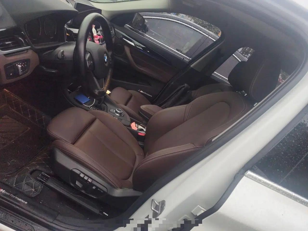 BMW X1 2020 sDrive25Li Leading Model — миниатюра 15
