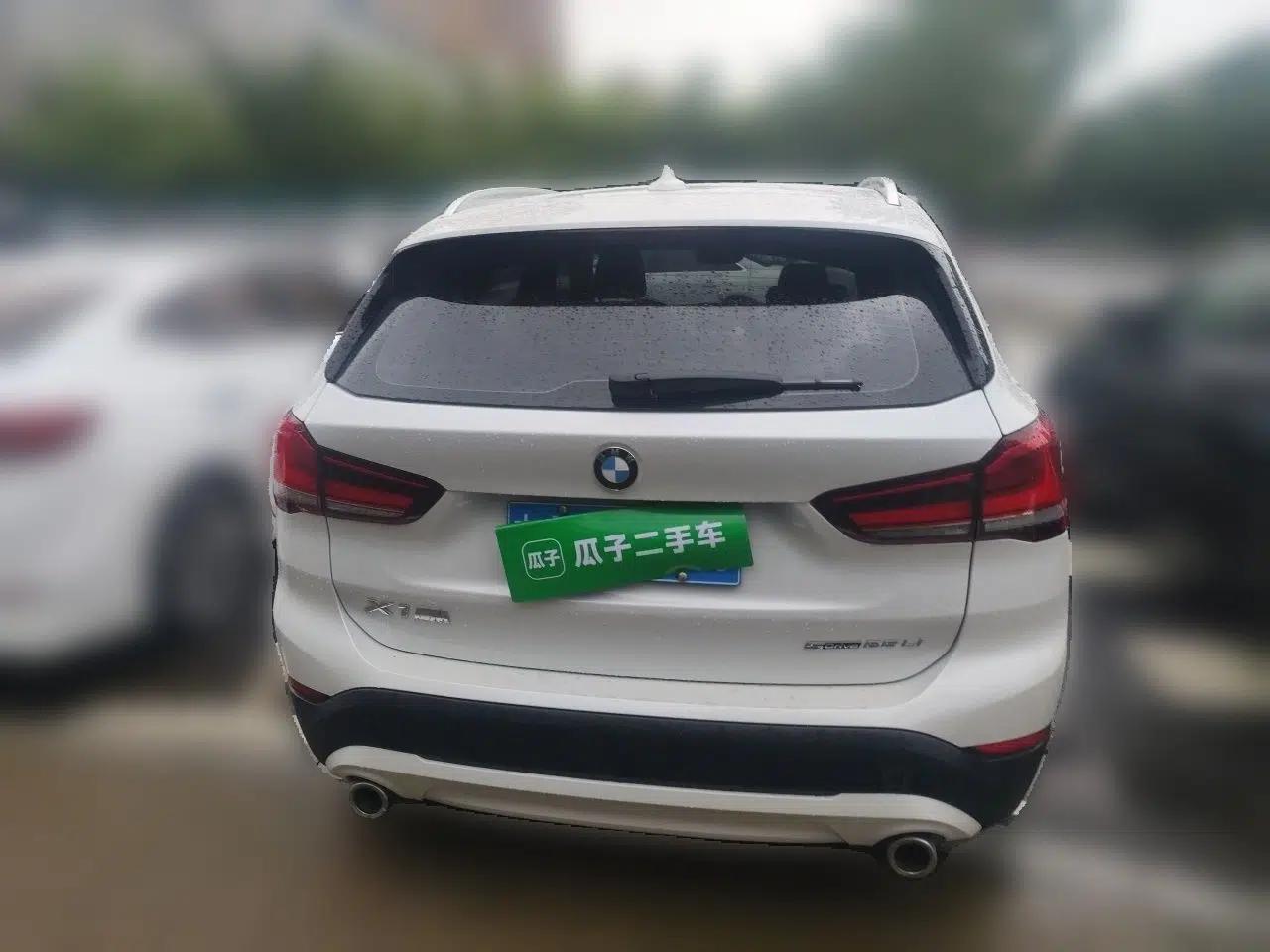 BMW X1 2020 sDrive25Li Leading Model — миниатюра 5