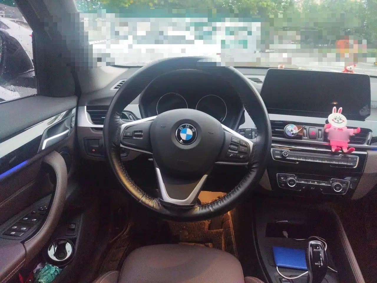 BMW X1 2020 sDrive25Li Leading Model — миниатюра 10